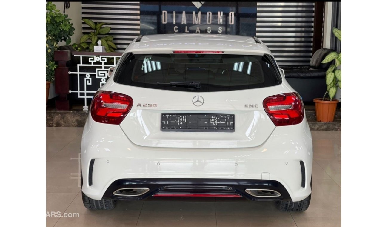 مرسيدس بنز A 250 Mercedes Benz A250 AMG kit 2018 under warranty GCC