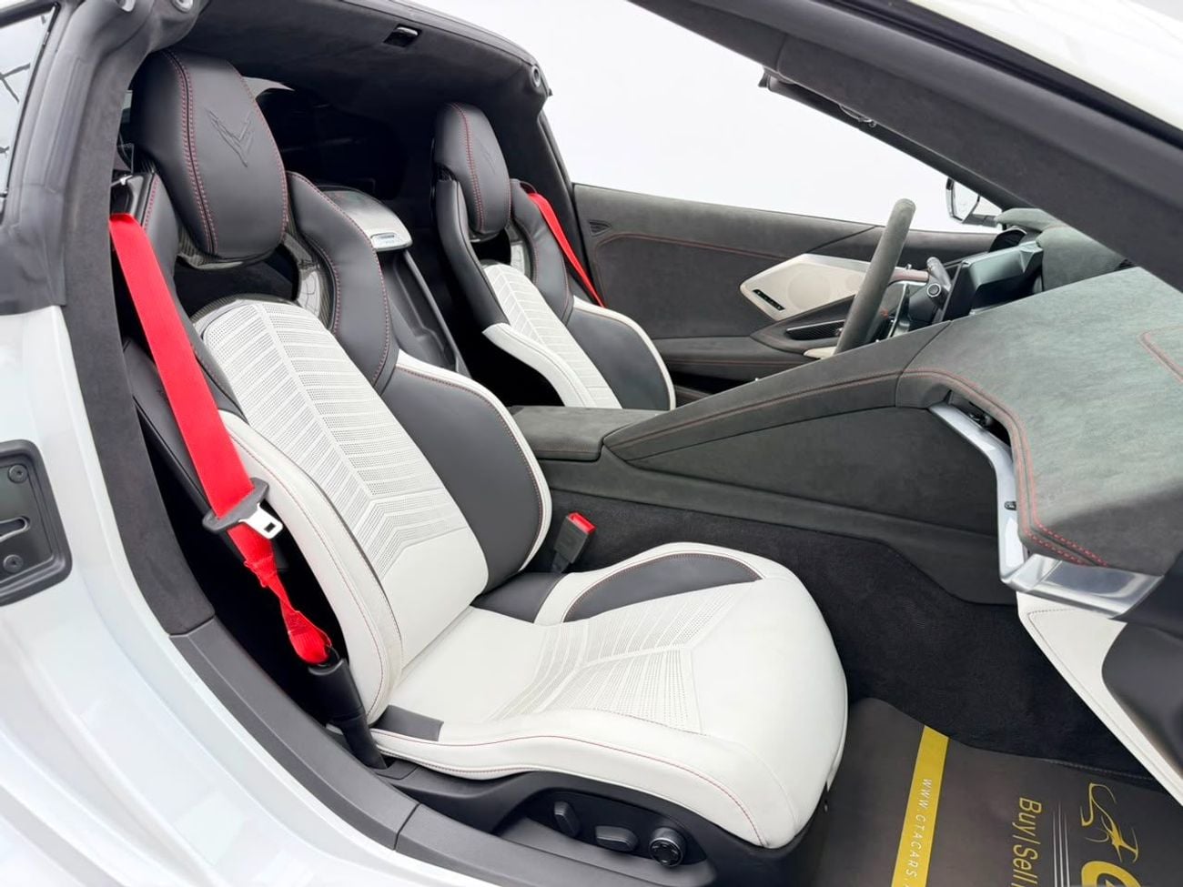شيفروليه كورفت STINGRAY 3LT 70TH ANNIV 2023 Chevrolet Corvette Stingray 3LT 70th Anniversary Edition, 1 Year Warranty, Full Service History