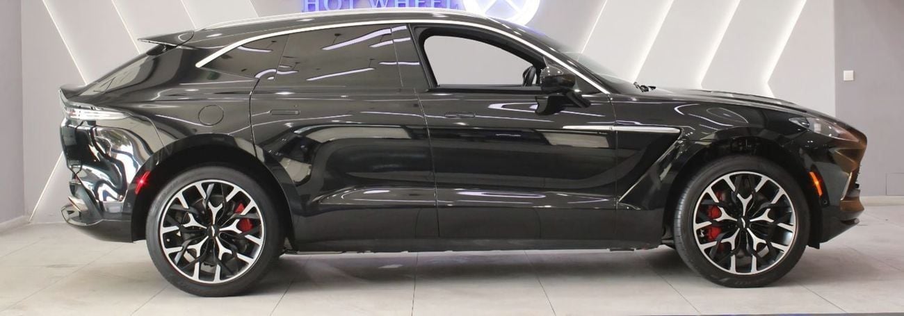Aston Martin DBX STD DBX 550 // Low Milage // No Accidents