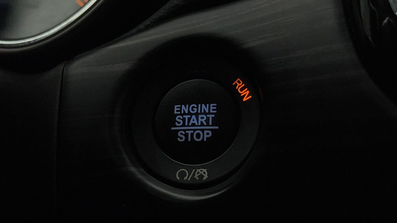 جيب جراند شيروكي LIMITED 3.6 | بدون دفعة مقدمة | اختبار القيادة في المنزل