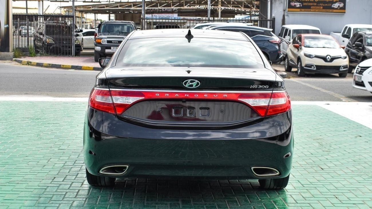 Used Hyundai Grandeur 2012 for sale in Dubai - 718938
