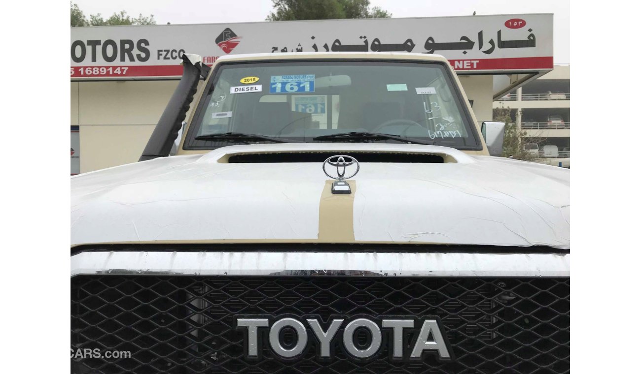 Toyota Land Cruiser Pick Up VDJ79 V8 DIESEL FULL OPTION