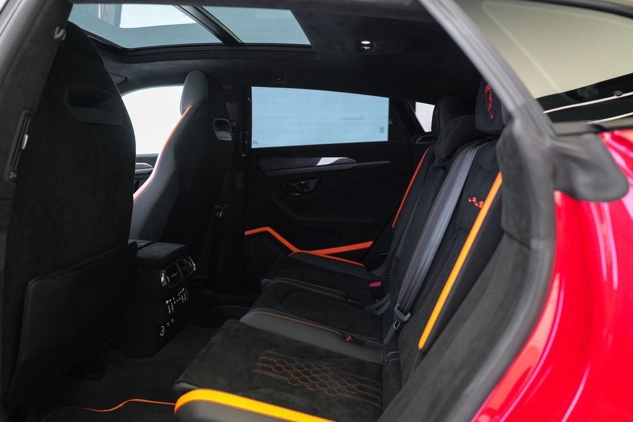 لامبورغيني اوروس 4.0T V8 Performante