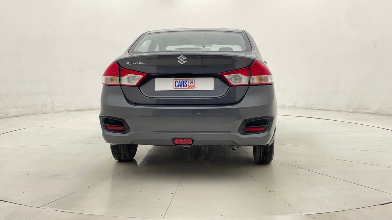 سوزوكي سياز GL 1.5 | بدون دفعة مقدمة | اختبار القيادة في المنزل