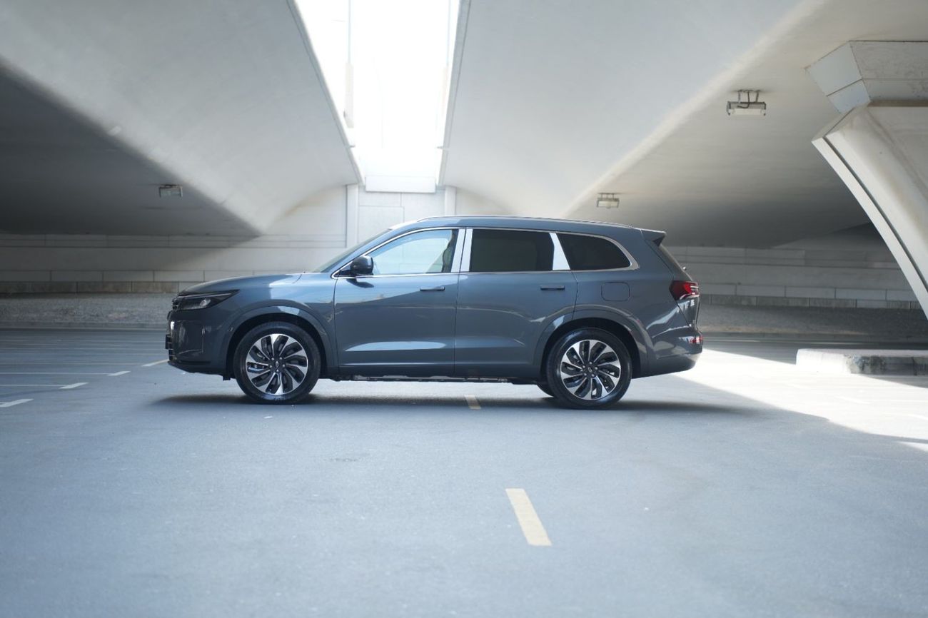 Aito 7 AITO M7 2024 6 Seater