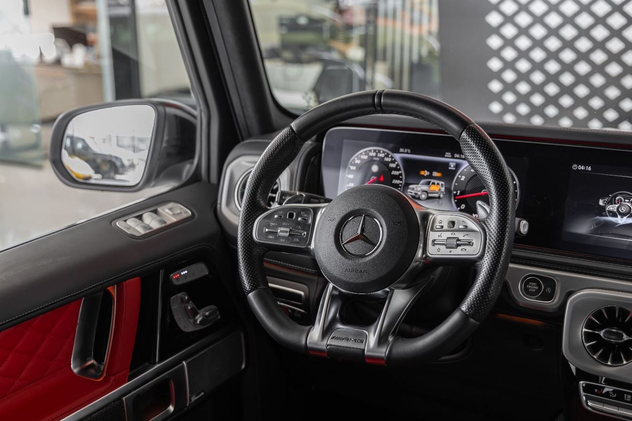 Mercedes-Benz G 63 AMG Std 4.0L Mercedes-Benz G-Class | G 63 AMG | Carbon Fiber Interior | Gargash Auto Warranty | 2021