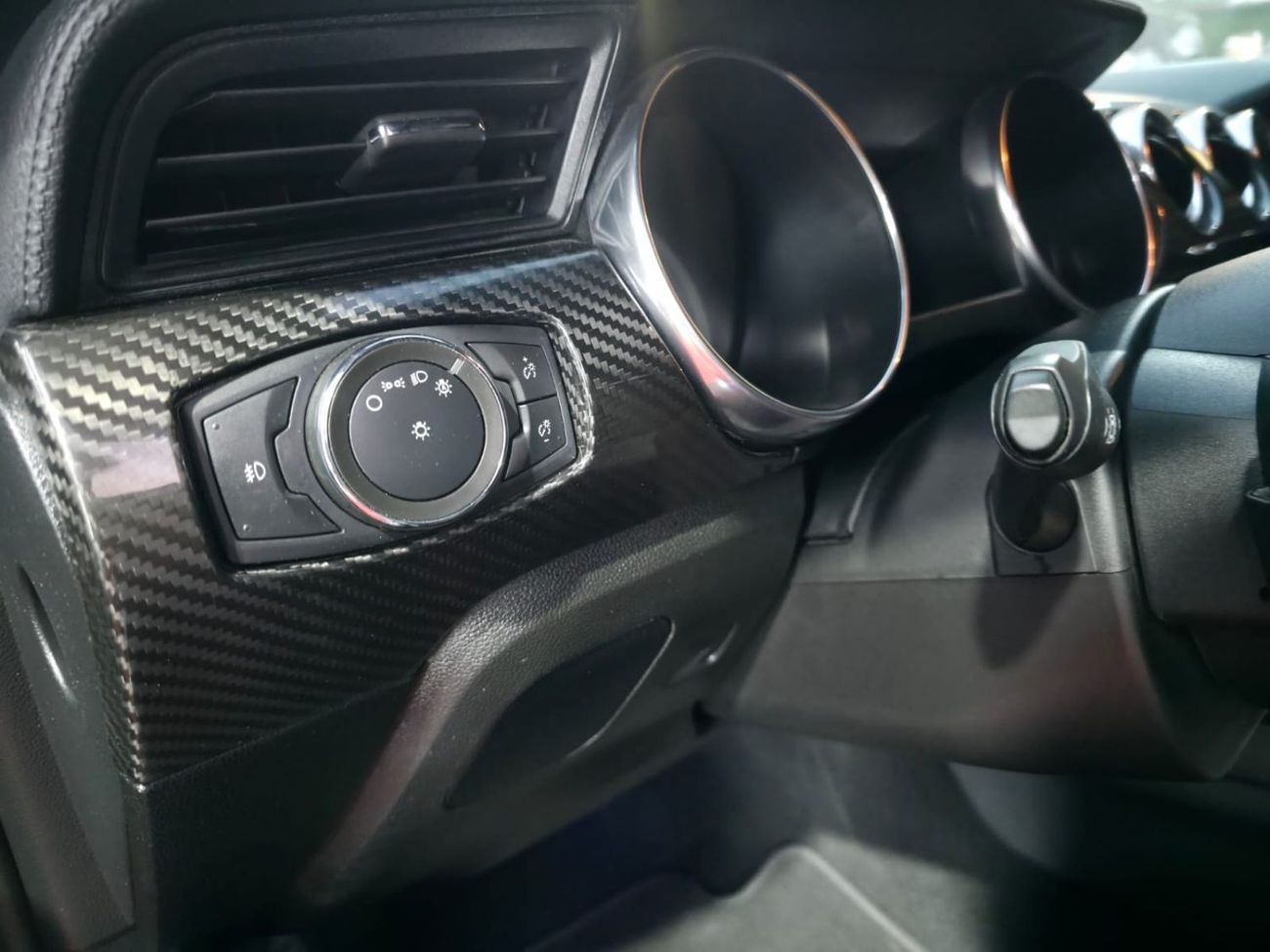 Ford Mustang GT Premium 5.0L V8