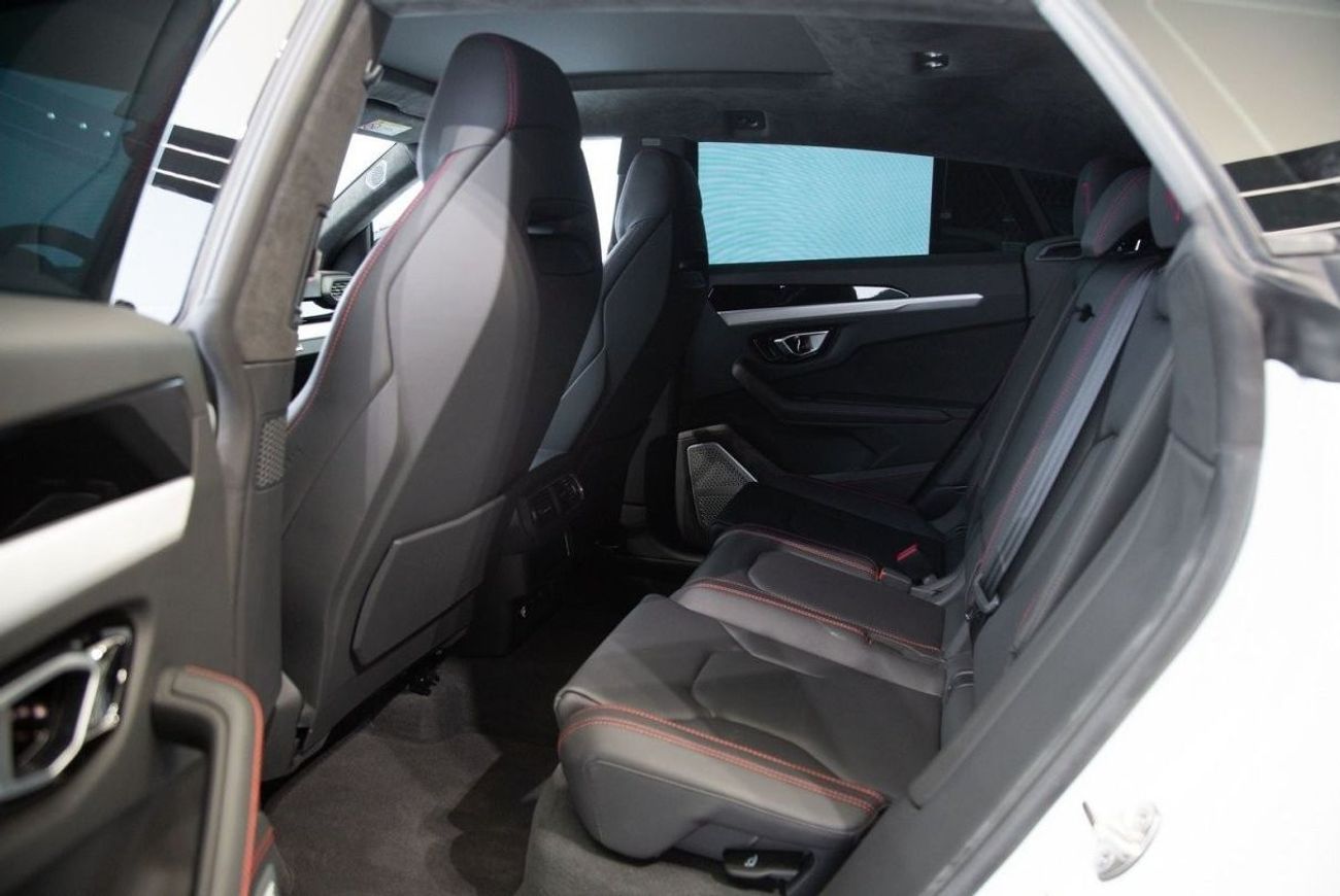 لامبورغيني اوروس 4.0T