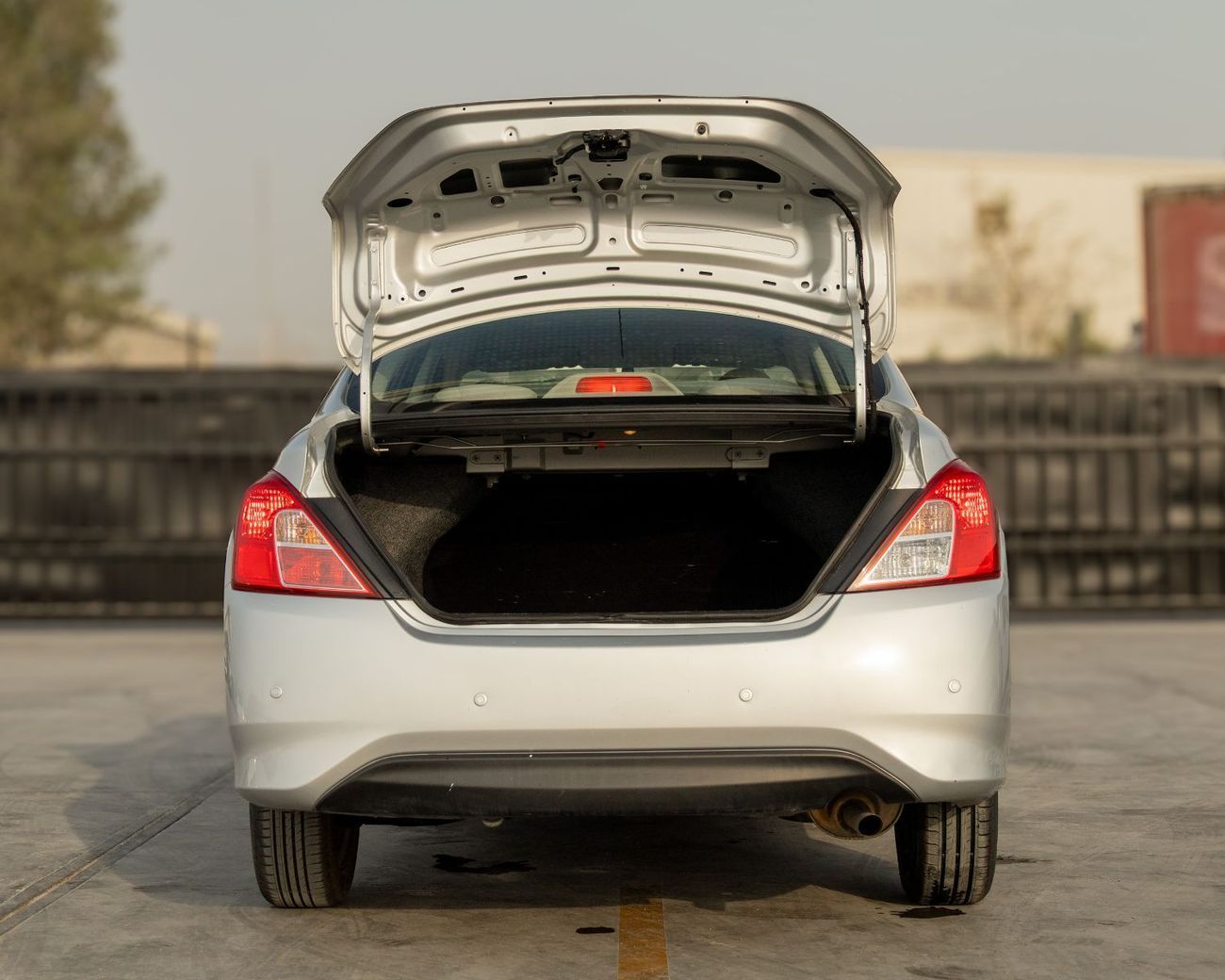 Nissan Sunny SV 1.5L l GCC | Zero Down Payment | AED 381 Monthly | Warranty