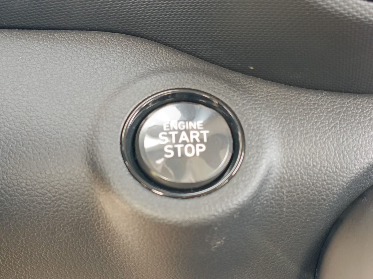 Hyundai Venue QXI Premier Plus Turbo, 1.0L V4, Alloy Wheels,  Sunroof (CODE # VEN10AF)