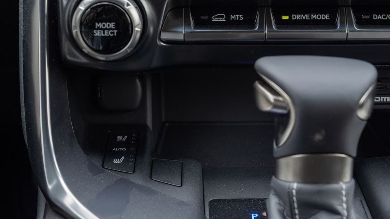 لكزس LX 600 LEXUS LX 600 OVERTRIAL 3.5L 2025