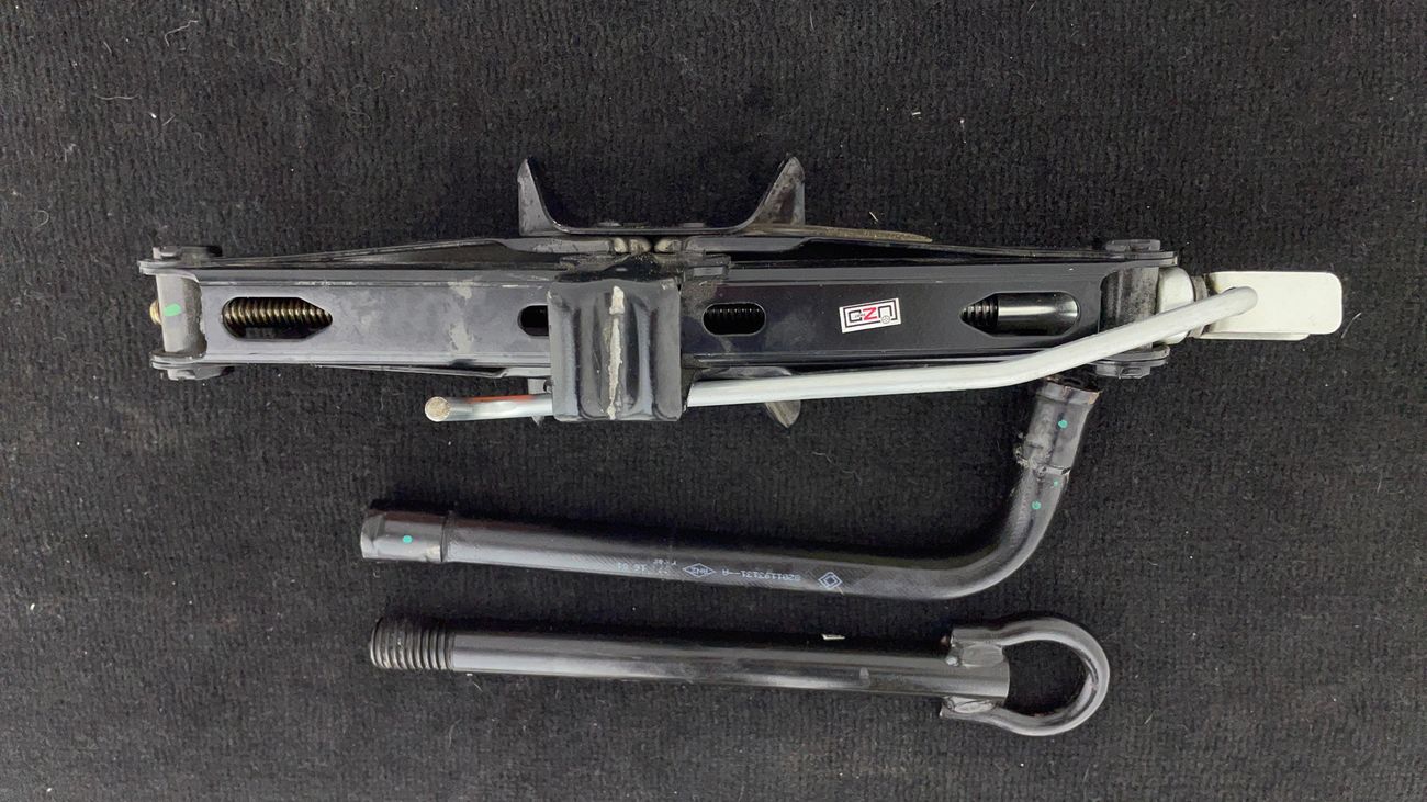 Renault Megane PE 1.6 | Zero Down Payment | Free Home Test Drive