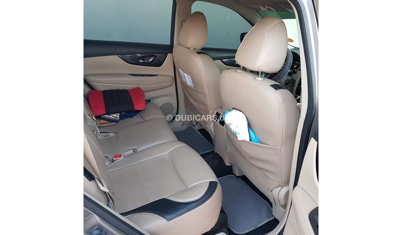 Nissan XTrail Nissan X-Trail S 2.5