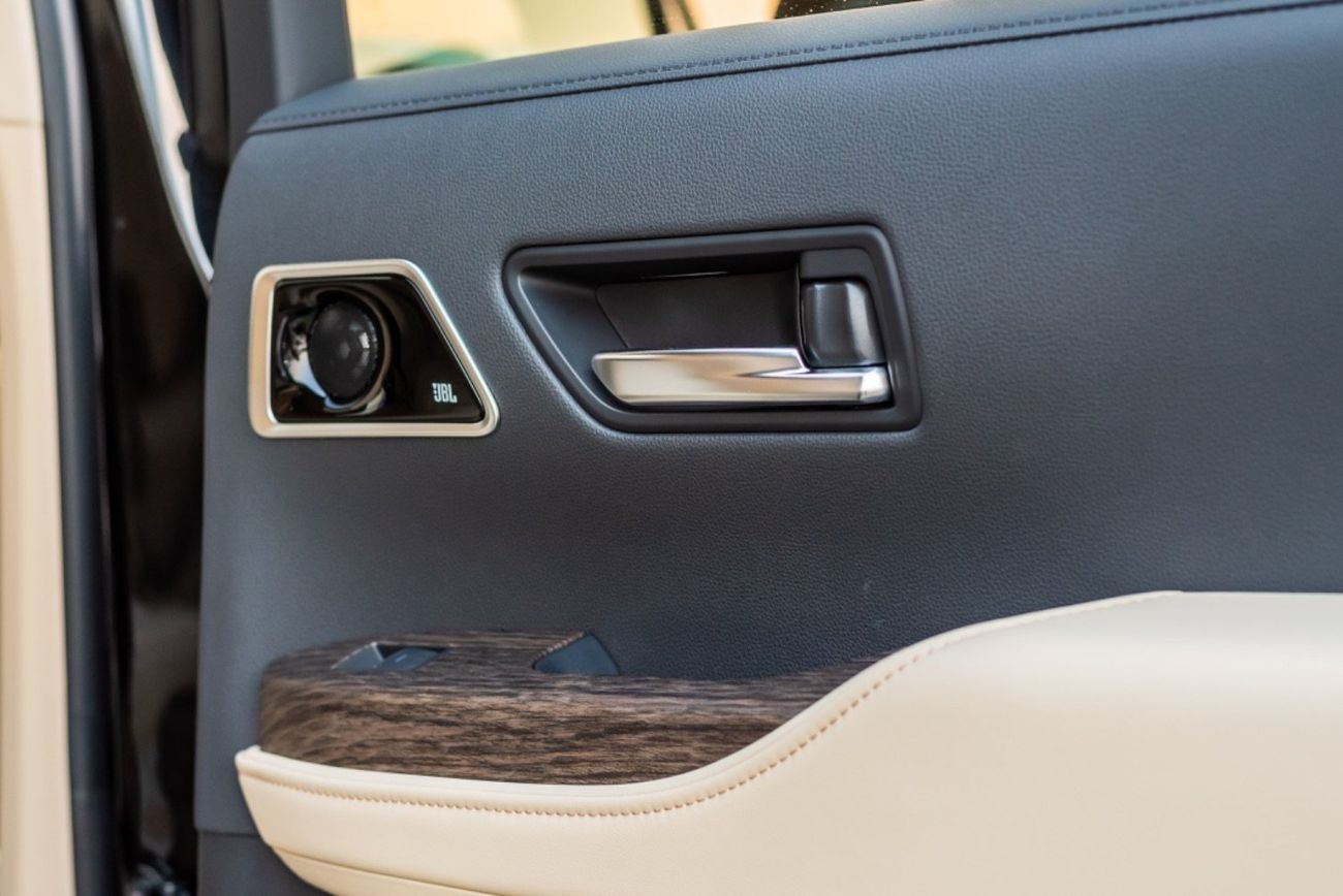 تويوتا لاند كروزر 