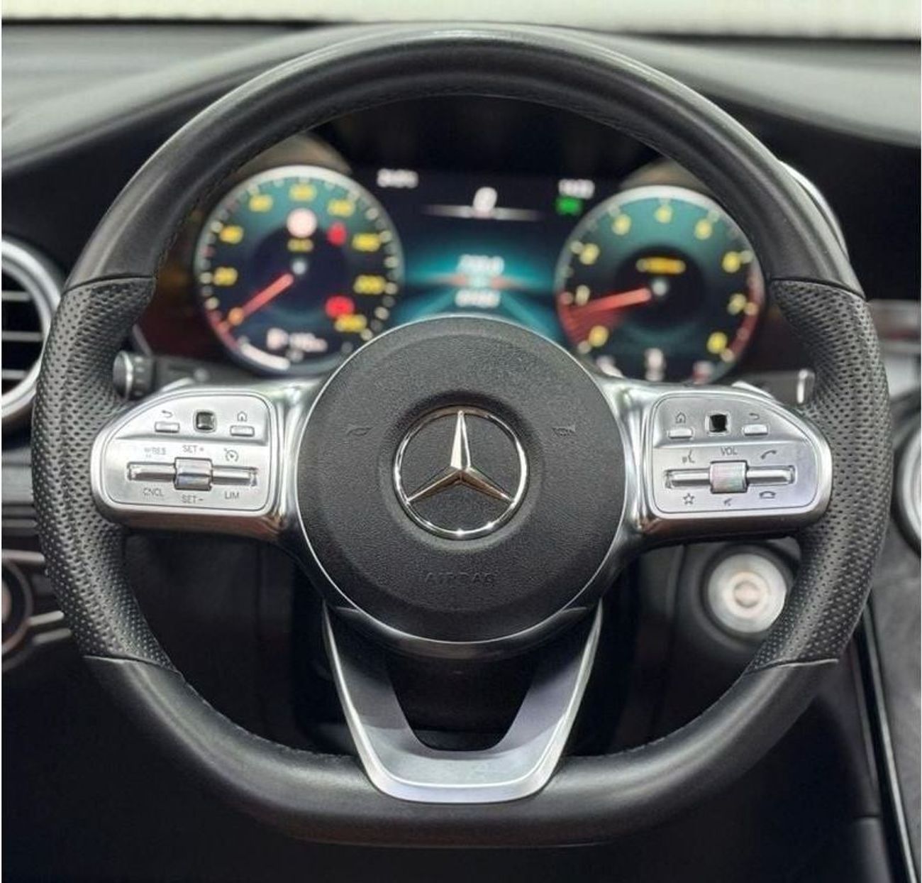 Mercedes-Benz GLC 200 Std 2.0L 2021 Mercedes Benz GLC200 AMG, 2025 Mercedes Warranty, Full Mercedes Service History, GCC