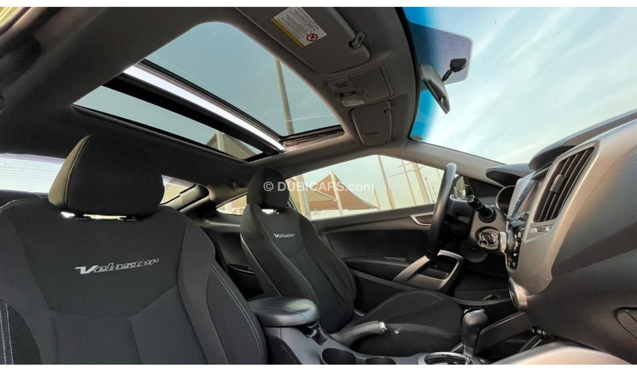 Hyundai Veloster GLS GCC FULL OPTION Original paint one owner drive