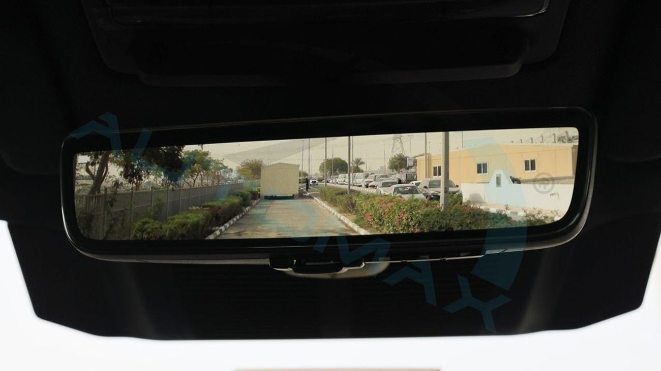 لاند روفر ديفندر 110 X-Dynamic SE P400e Plug-in Hybrid 2025 With 5 Years Or 200,000 Km Warranty