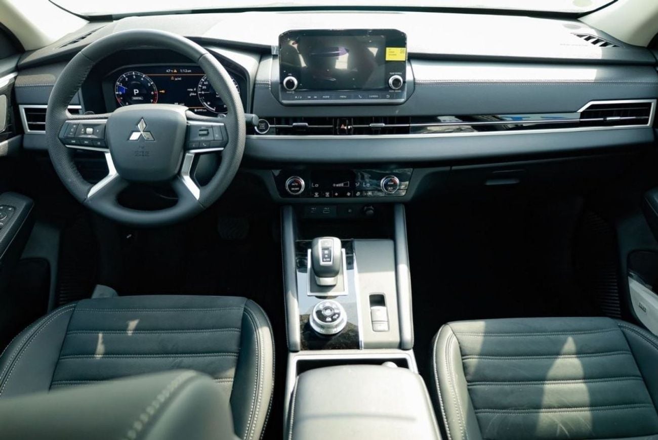 Mitsubishi Outlander GLX MIDLINE OUTLANDER 2.5L 4WD WHITE 2025