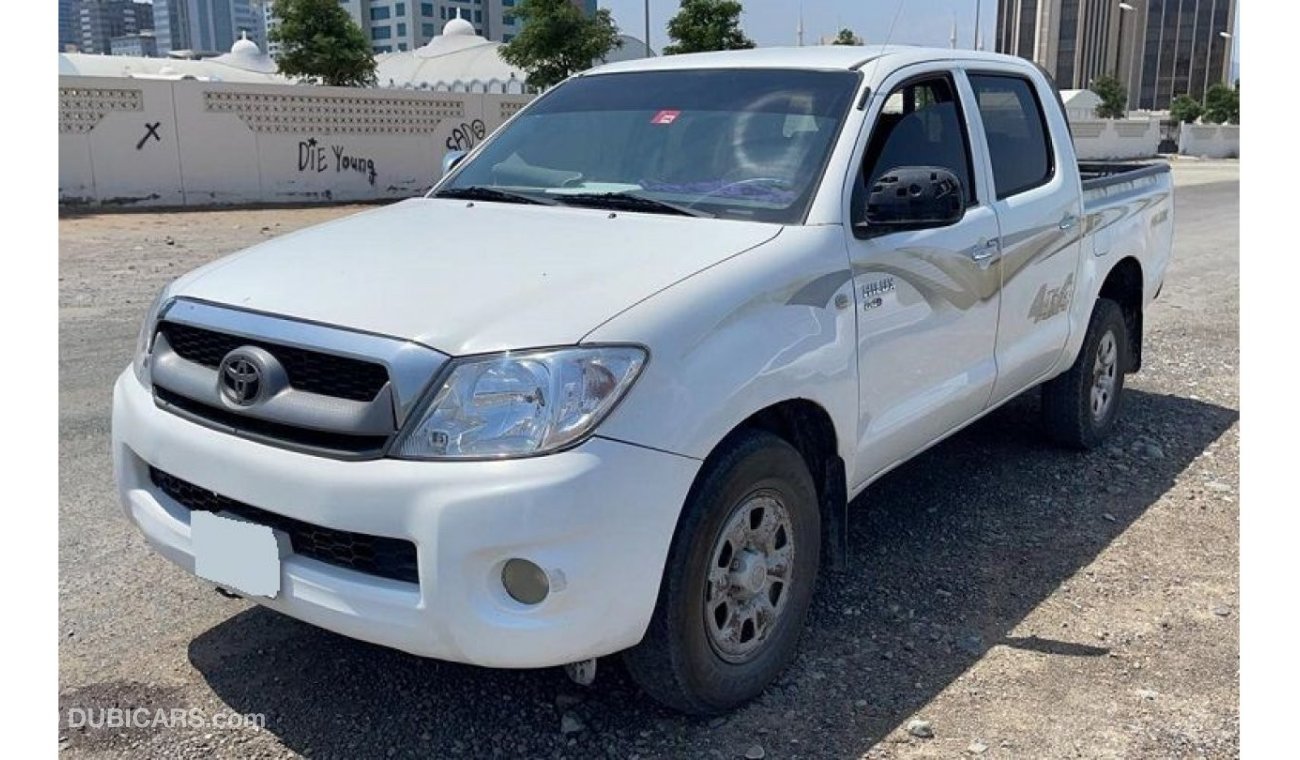 تويوتا هيلوكس TOYOTA HILUX 2009 DIESEL