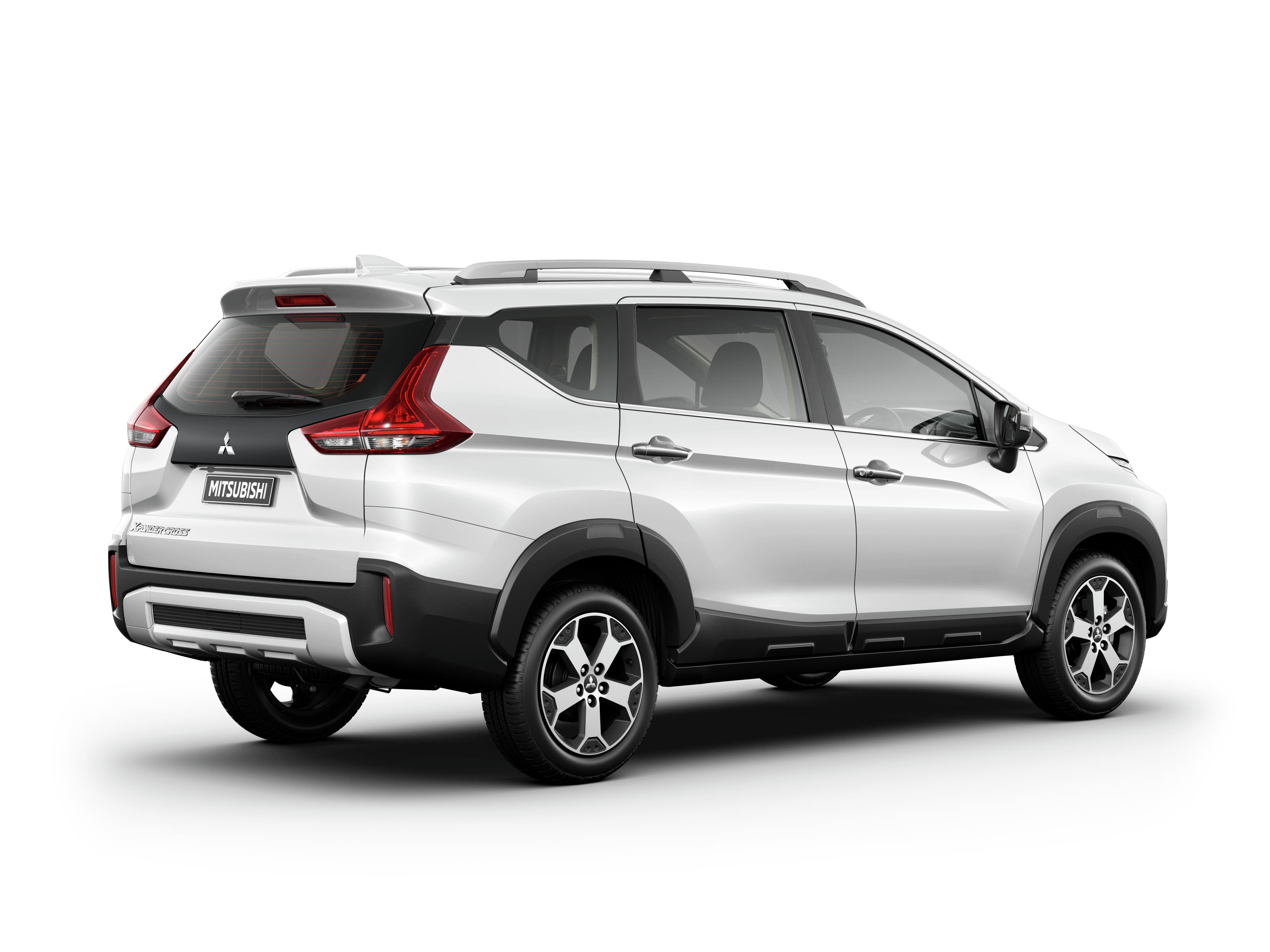 Mitsubishi Xpander exterior - Rear Left Angled