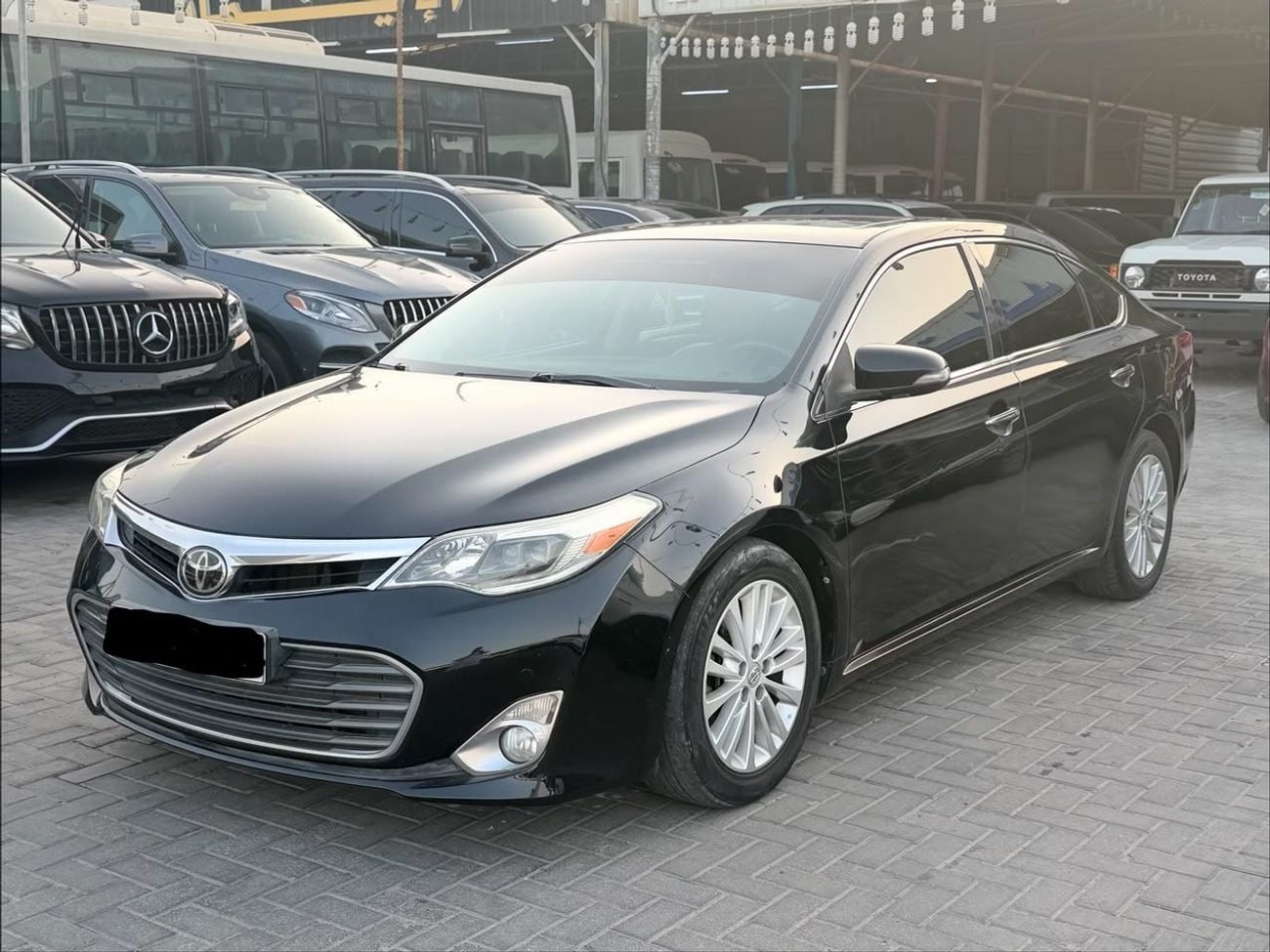 تويوتا افالون LIMITED