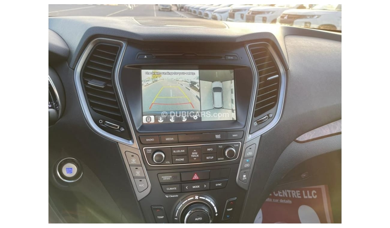 Hyundai Grand Santa Fe GLS Top HYUNDAI SANTA FE MODEL 2017 FULL OPTION 360 CAMERA & PANAROMA 7 SEATS CLEAN CAR  IMPORTED FR