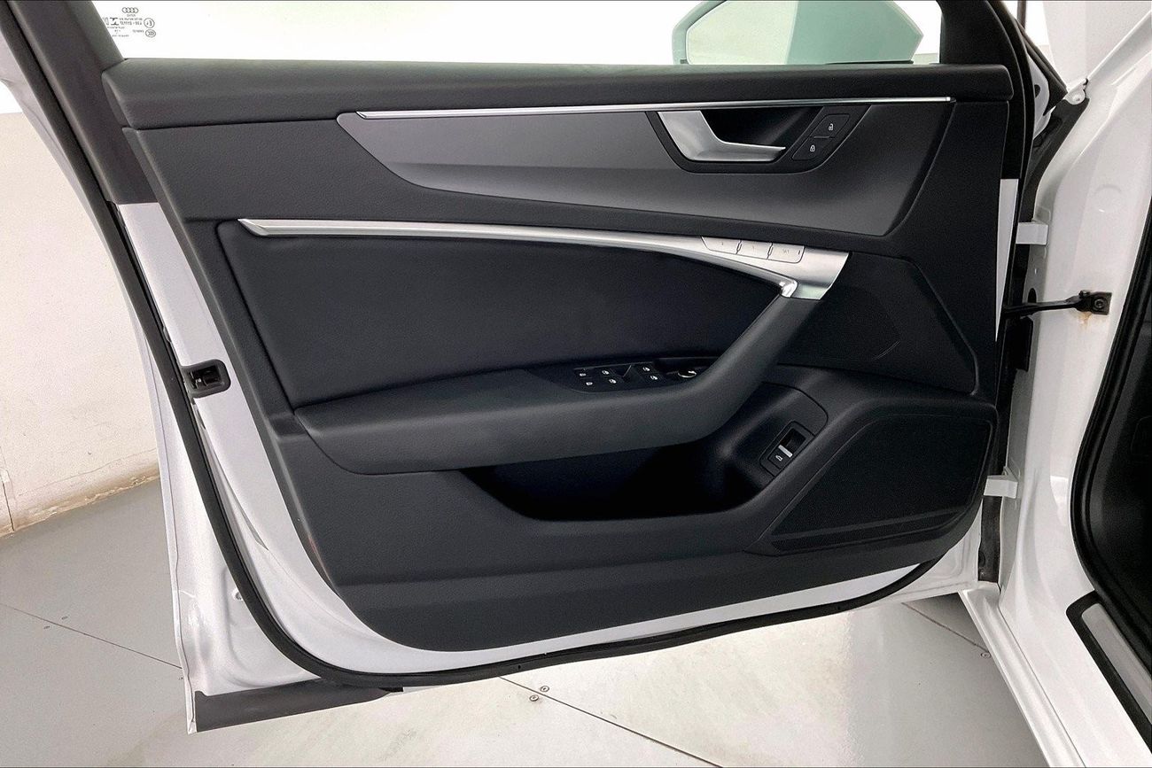 مرسيدس بنز EQC 400 400 4Matic | شامل الضمان | 0 ﺪﻔﻋﺓ ﺃﻮﻟﻯ