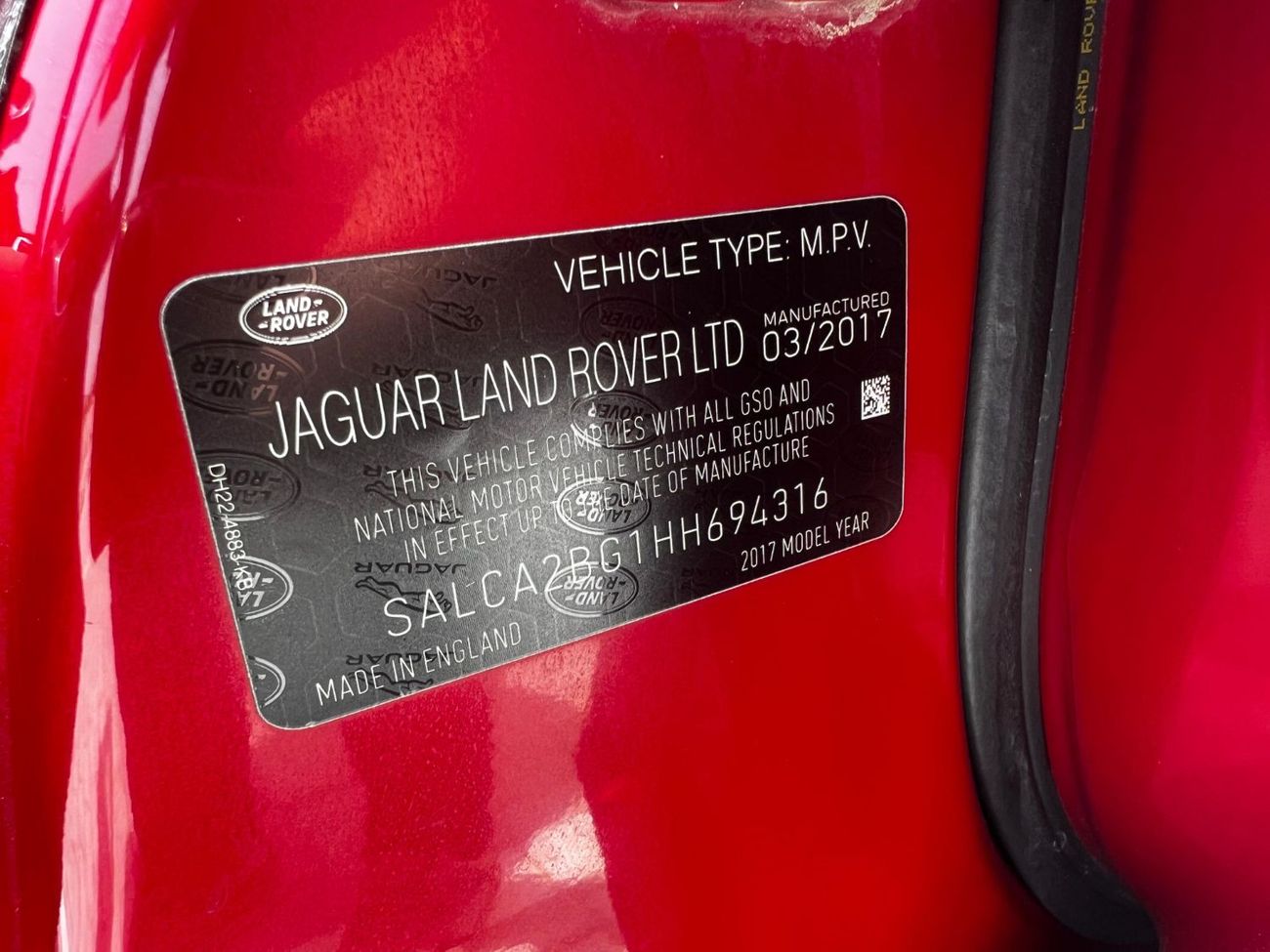 Land Rover Discovery Sport Si4 HSE 2.0L (5 Seater)