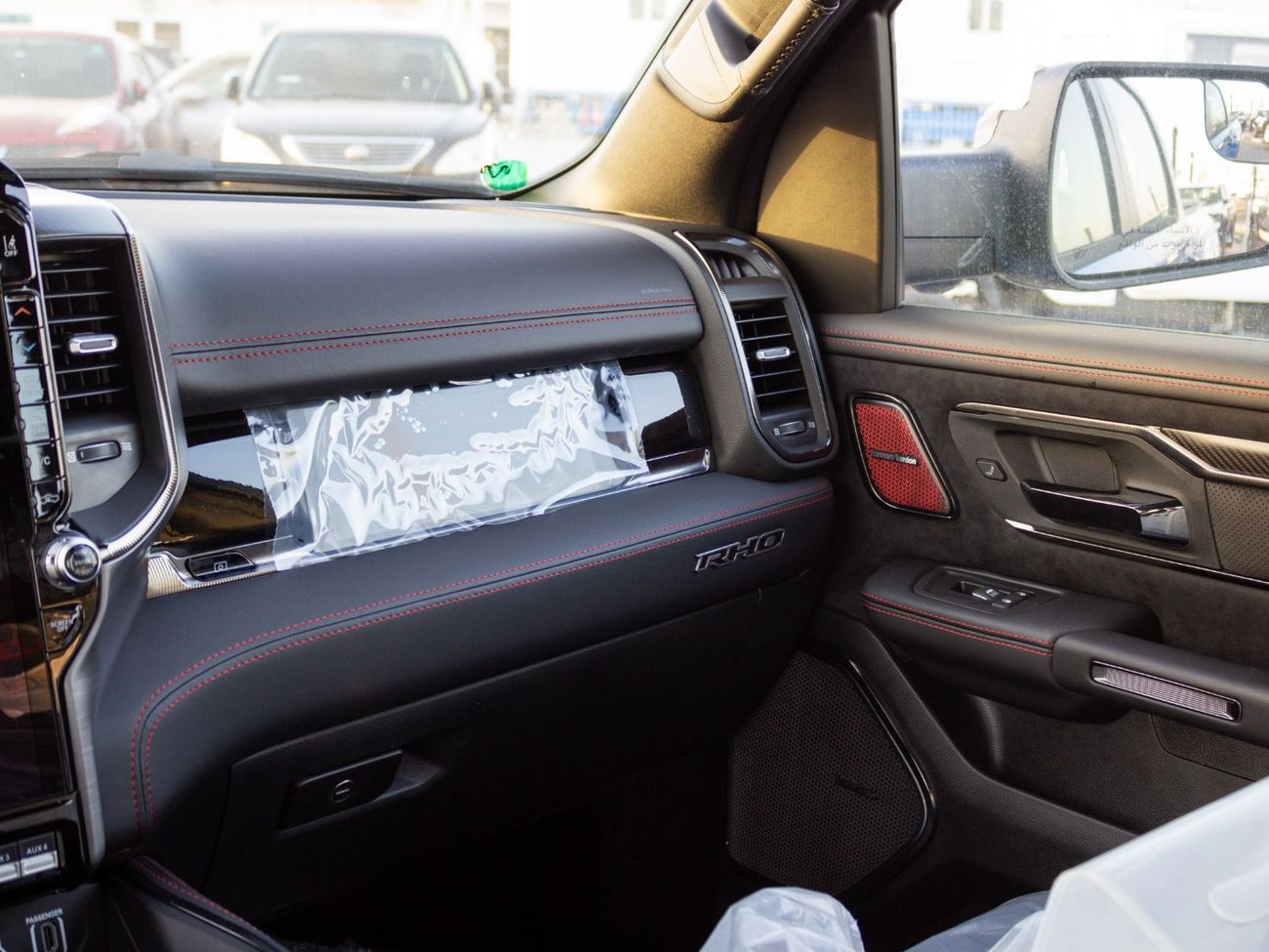 RAM 1500 EXPORT PRICE - RAM RHO 3.0L TT HO - Red (FULL OPTION)