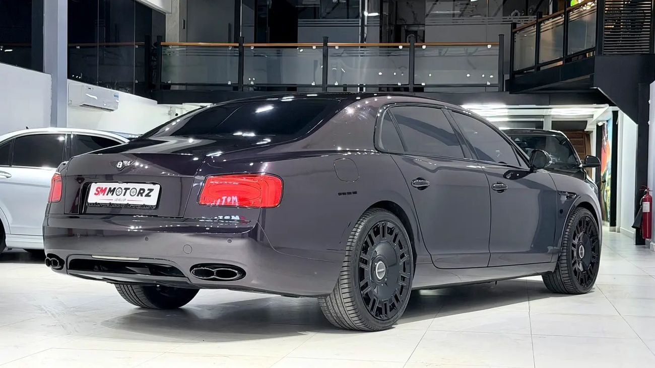 Bentley Flying Spur V8