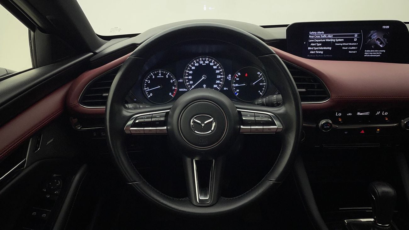 مازدا 3 INTENSE 2 | بدون دفعة مقدمة | اختبار القيادة في المنزل