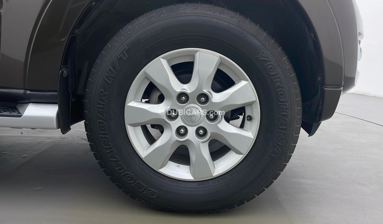 Mitsubishi Pajero GLS MIDLINE 3.5 | Under Warranty | Inspected on 150+ parameters