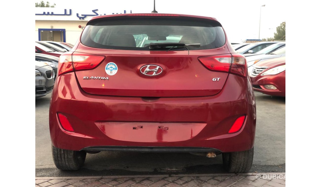 هيونداي إلانترا 2.0L, hatchback, steering control, fog lights, alloy wheels, LOT 44283