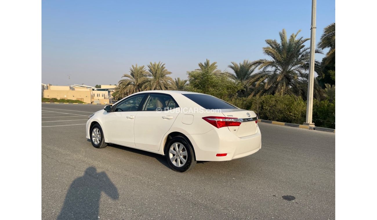 تويوتا كورولا Toyota Corolla  model 2015    ( GCC_ SPEC) VERY GOOD CONDITION