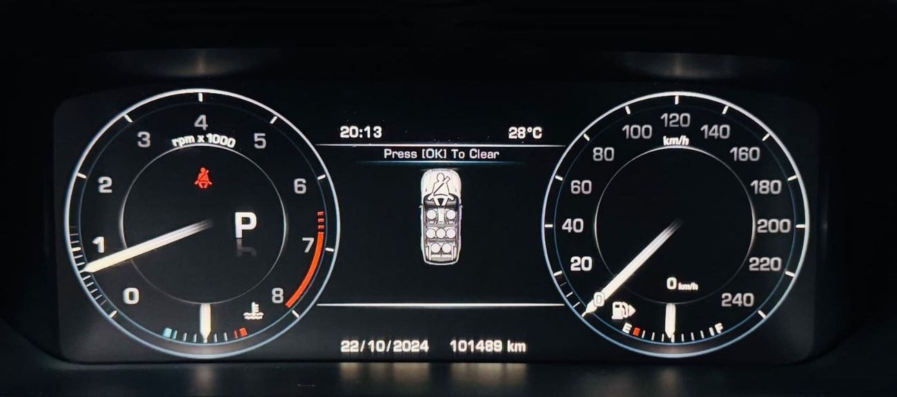 Land Rover Range Rover Sport GCC .. FSH .. V6 .. HSE .. 7 Seats .. DVD .. Top Range