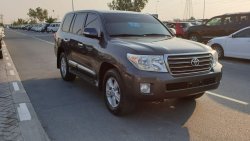Toyota Land Cruiser GXR V6 Left-Hand low km Perfect inside and out side