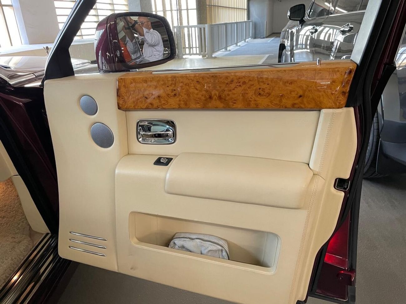 رولز رويس فانتوم Phantom Sedan 4-Door