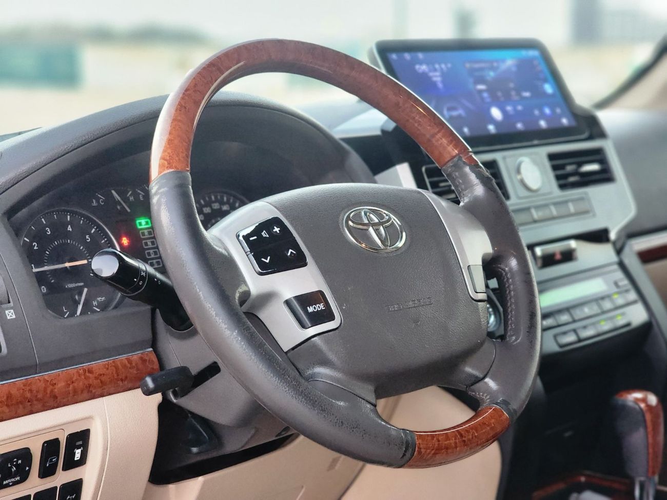 Toyota Land Cruiser GX.R V6