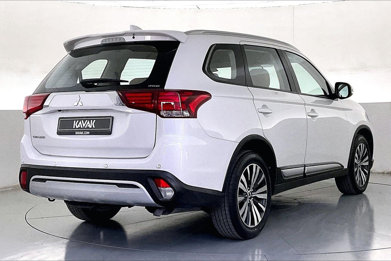 Mitsubishi Outlander GLX Midline | 1 year free warranty | 0 Down Payment