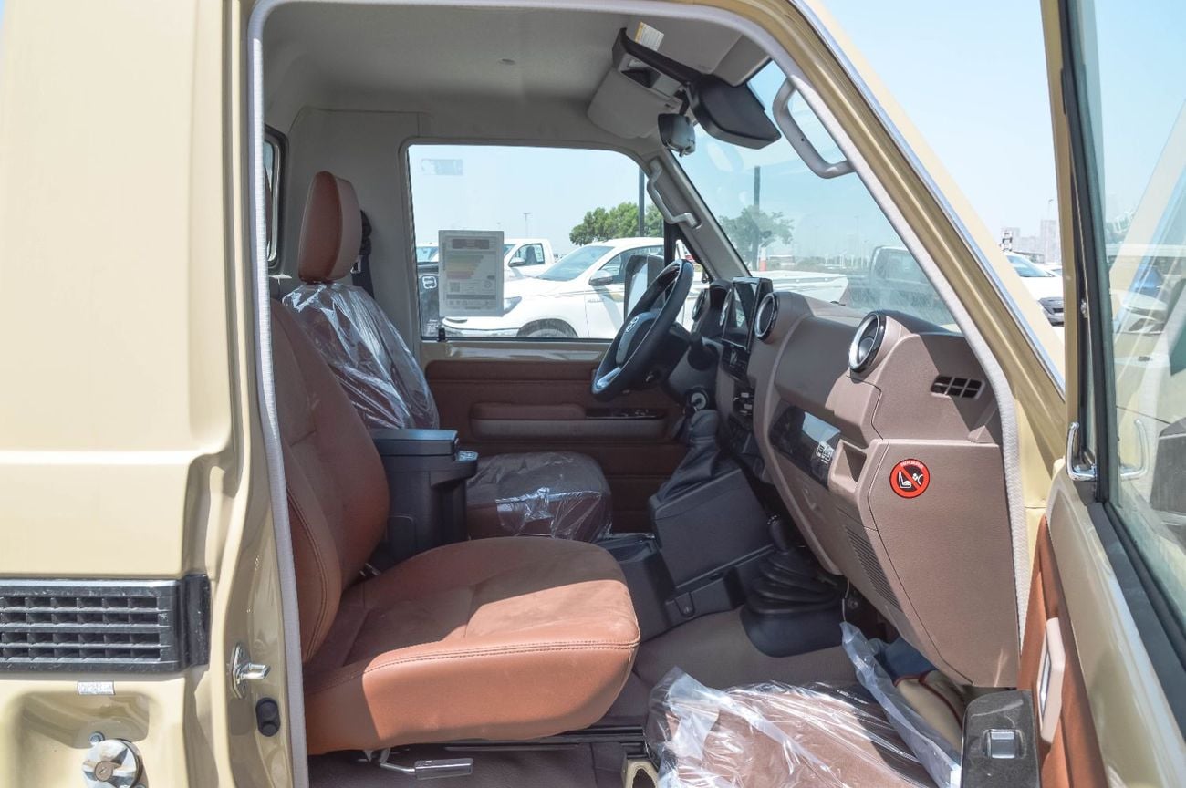 تويوتا لاند كروزر بيك آب TOYOTA LAND CURISER 79 4.0L 4WD PETROL SC PICKUP 2025