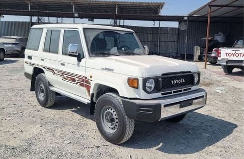 تويوتا لاند كروزر 70 LX LC 76 4.0 V6 PETROL HTOP 5 DOOR