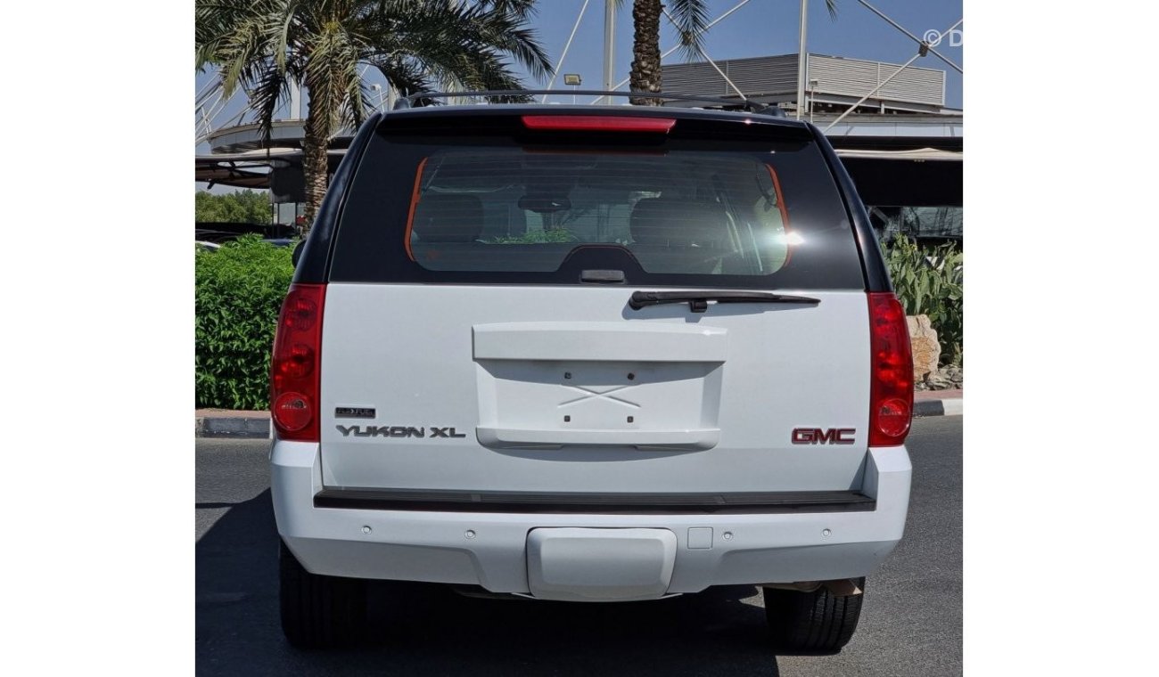 GMC Yukon XL-8 Cly-5.3L-Low Kilometer driven-Orginal Paint- Very well maintained and Perfect Condition