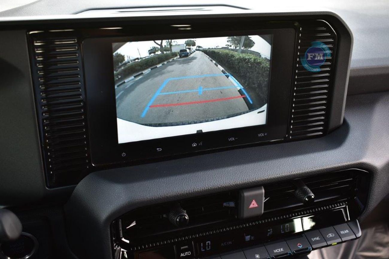 تويوتا برادو TX2 2.8L Diesel 7 Seater Automatic