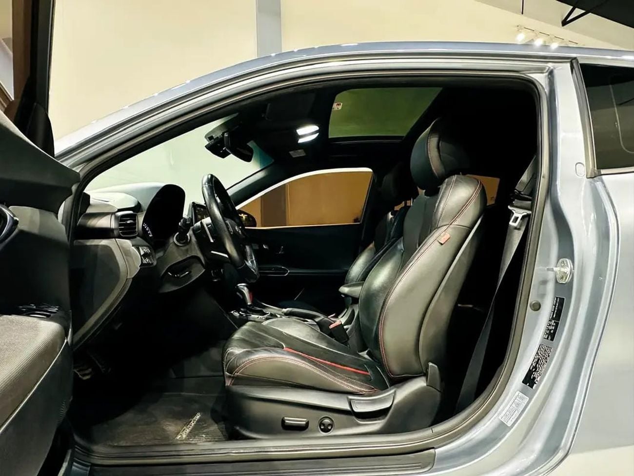 Hyundai Veloster Turbo 1.6L