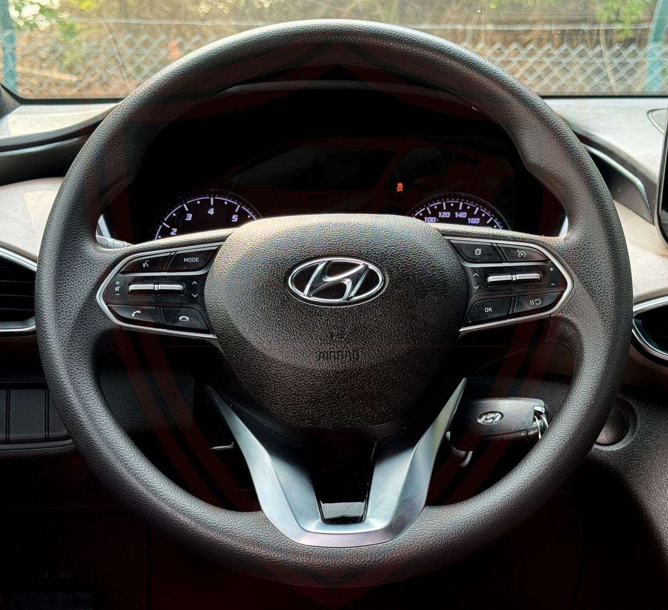 Hyundai Santa Fe Smart 2.4L Hyundai Santa Fe 2024 , GCC , Accident-Free, in Excellent Condition — 1,521 AED Monthly