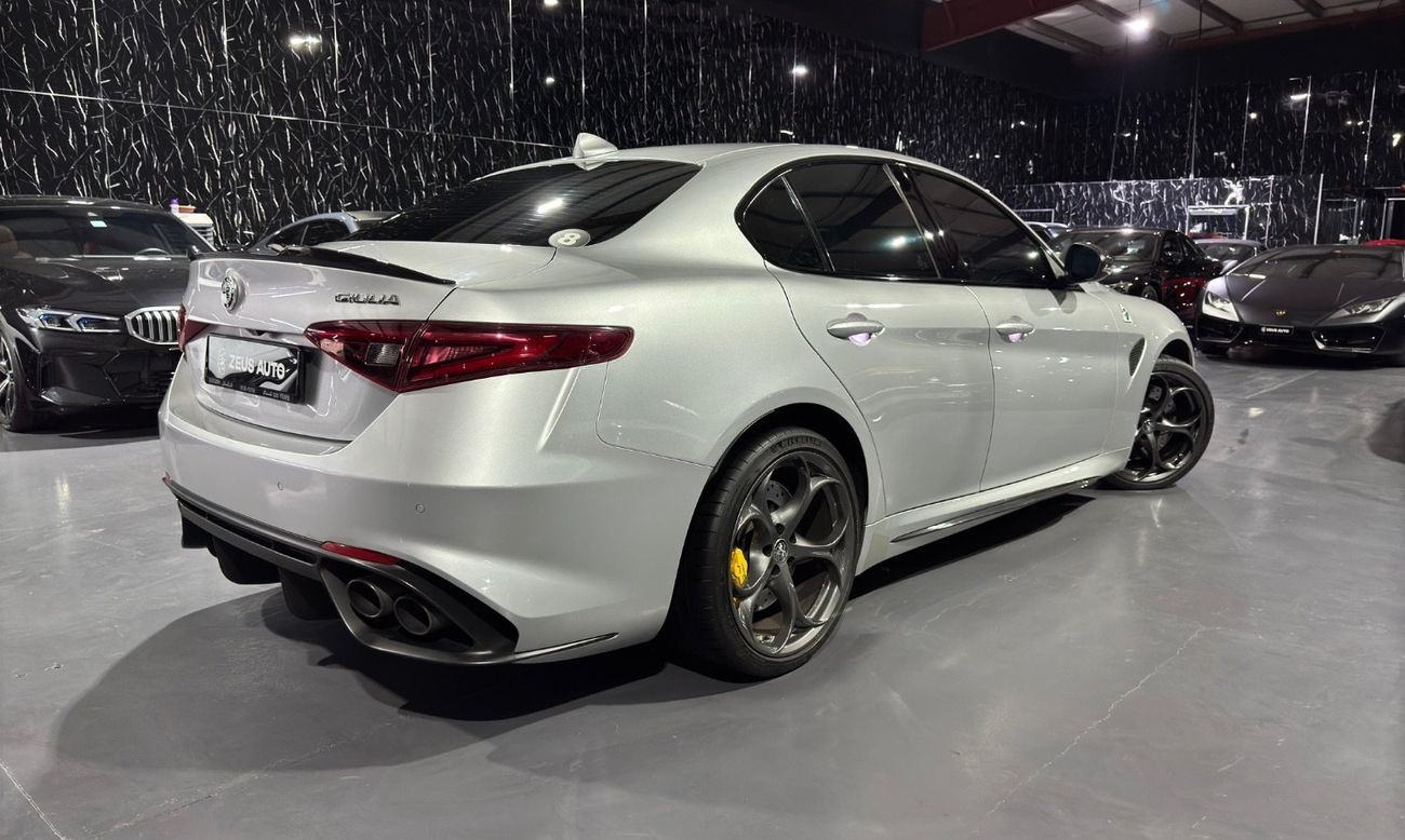 Alfa Romeo Giulia Quadrifoglio 2.9L (505 HP)
