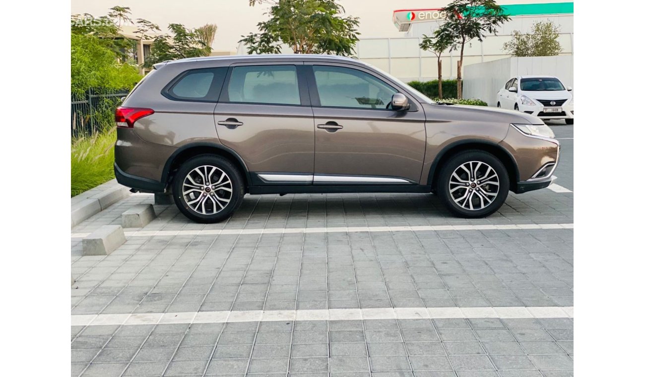 Mitsubishi Outlander Outlander 2016 || GCC || 0% D.P || Low Mileage || 7 seater