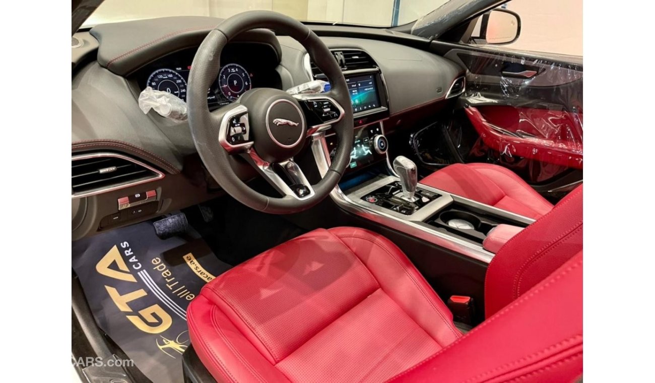 Jaguar XE 2020 Jaguar XE P300 R Dynamic, Dealer Warranty + Service, Low KMs, GCC