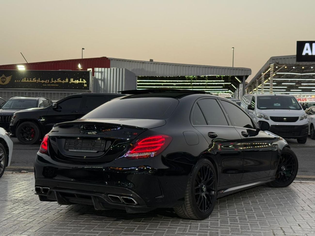 مرسيدس بنز C 63 AMG STD