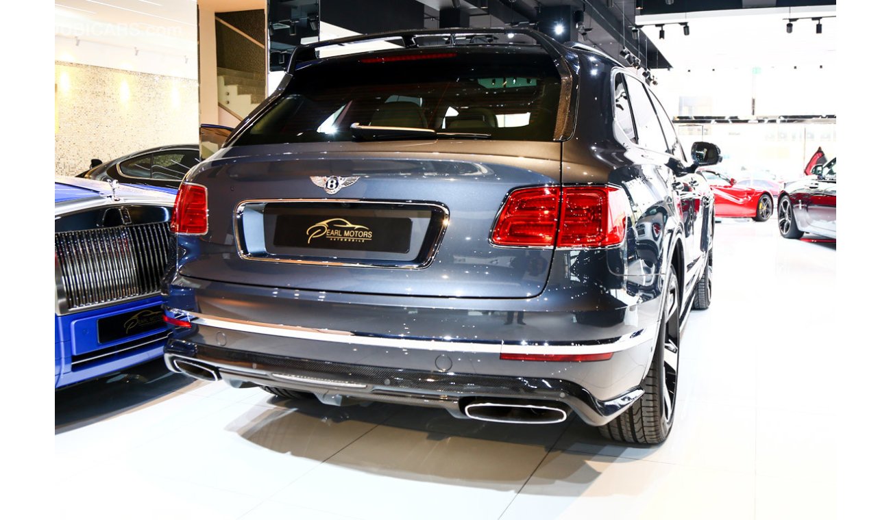 Bentley Bentayga First Edition 6.0L W12 Twinturbo 2017 - Under Warranty / Rear Entertainment (( Only 133KM Mileage ))